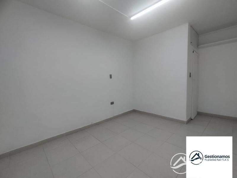 1714577_2.jpg